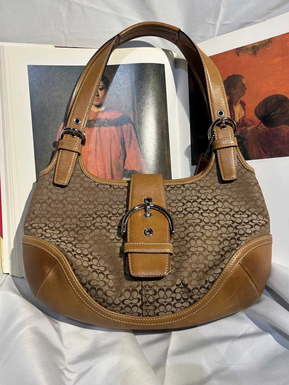 Vintage Coach 7074 Hobo Shoulder Bag